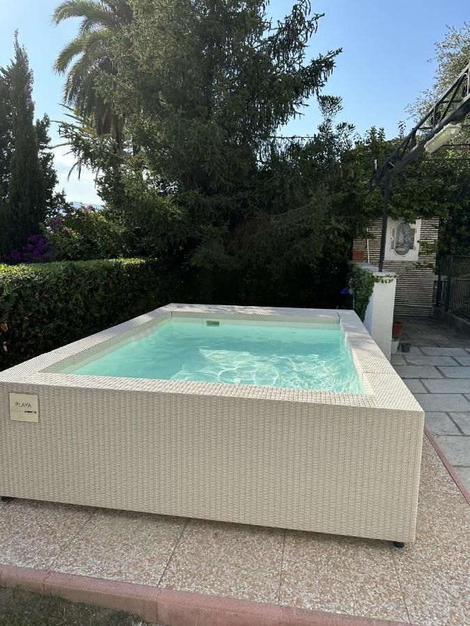 Le Rose Di Emma Villa Bordighera Bagian luar foto