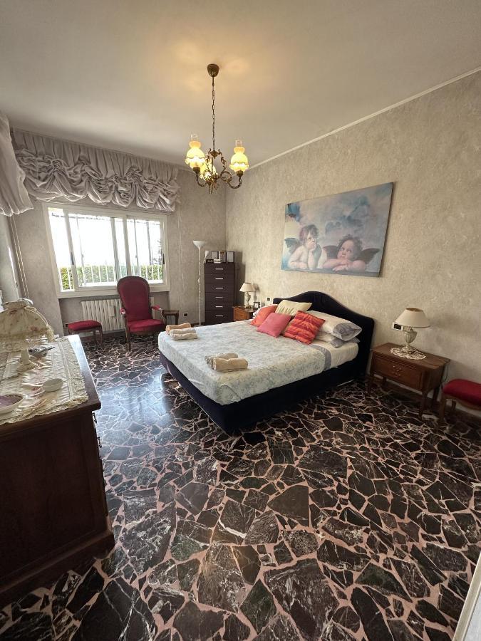 Le Rose Di Emma Villa Bordighera Bagian luar foto